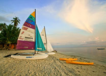 Filipijnen - Siquijor - Coco Grove Beach Resort -strand - watersport