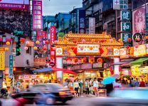 Avondmarkt in Raohe Street in Taipei - Taiwan - foto: Canva