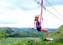 Wave Runner Surf Zip - Chocolate Hills Adventure Park - Bohol - Filipijnen - foto: tripadvisor