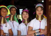 longnecks Inle lake - Inle Lake - Myanmar