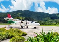 Vliegtuig bij Grand Anse - Grand Anse - Seychellen - foto: Archief