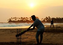 Cricket aan het strand - Sri Lanka - foto: archief