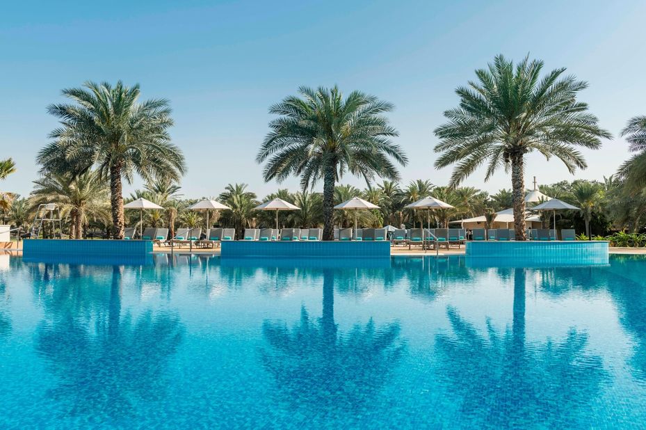 Le Royal Meridien - zwembad - Dubai - foto: Le Royal Meridien
