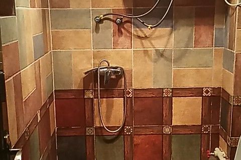 Old House Hotel (Guyun Inn) - badkamer - Songpan - China - foto: Old House Hotel