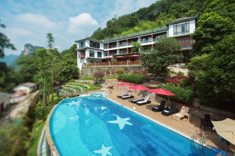 aanzicht van riverview room van Li River Resort in Yangshou - Li River Resort - China - foto: Li River Resort