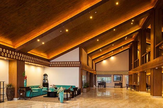 lobby van Sinclairs Retreat in Kalimpong - Sinclairs Retreat - India - foto: Sinclairs Retreat