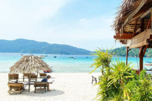 Bubu Long Beach Resort -Strand - Perhentian Eiland -Myanmar - foto: BuBu Long Beach Resort