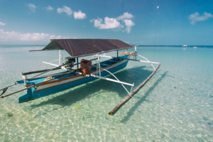 Boot bij Bunaken Island - Indonesië - foto: flickr