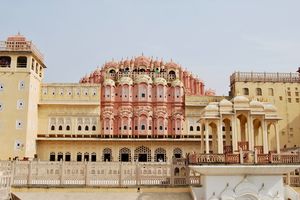 Hawa Mahal - Jaipur - Achterkant - India - foto: unsplash