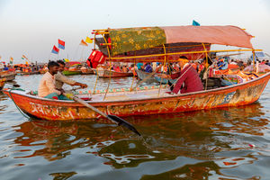 Kumbh Mela - Rivierboot - India - foto: flickr