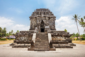 Mendut Tempel (Java) - Indonesië - foto: flickr