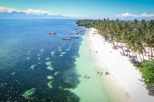 wit strand Siquijor - Filipijnen - Intas - CTTO