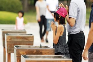 Hiroshima Peace Memorial Park kind - Hiroshima - Japan